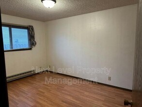 360 College Ave in Kalispell, MT - Building Photo - Building Photo