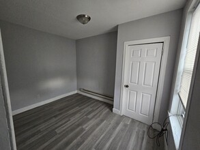 5210 Master St, Unit 3 in Philadelphia, PA - Foto de edificio - Building Photo