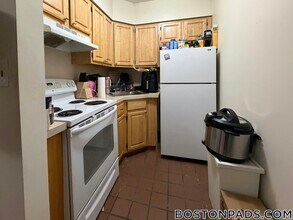 81 Essex St, Unit 51 in Boston, MA - Building Photo - Building Photo