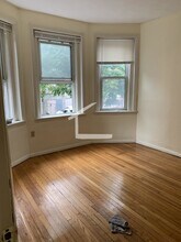 117 Park Dr, Unit 33 in Boston, MA - Building Photo - Building Photo