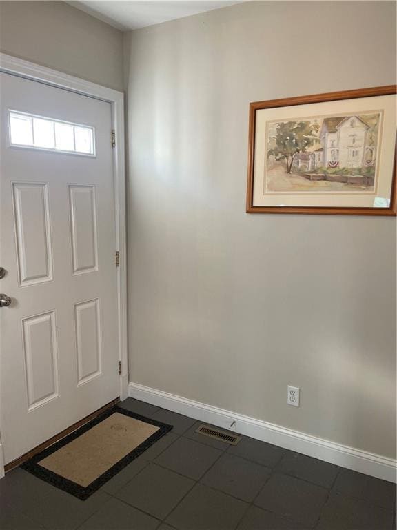 31 Garfield Ave in Bristol, RI - Building Photo - Building Photo