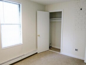 19 Wesley St, Unit 1 in Somerville, MA - Building Photo - Building Photo