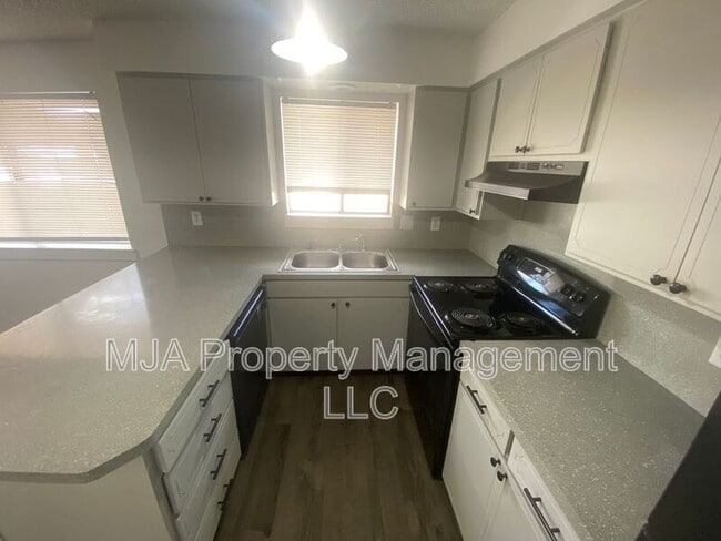 1428 W 300 N in Clearfield, UT - Building Photo - Building Photo