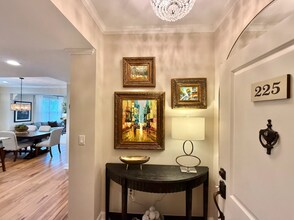 33 Calhoun St in Charleston, SC - Building Photo - Building Photo