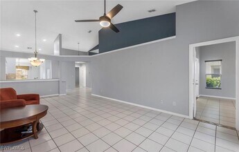 1749 Royal Cir in Naples, FL - Building Photo - Building Photo