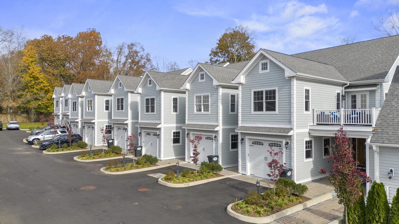 The Landing at Guilford in Guilford, CT - Foto de edificio