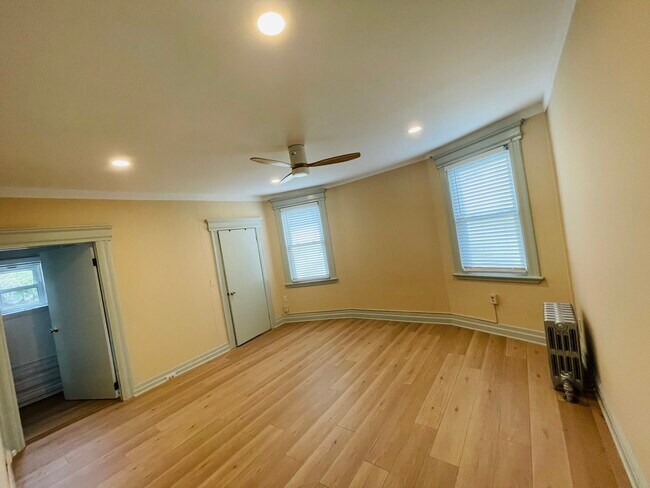 107 Glen Ridge Ave, Unit #1 in Glen Ridge, NJ - Building Photo - Building Photo