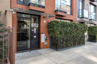 652 Bergen St in Brooklyn, NY - Building Photo - Building Photo