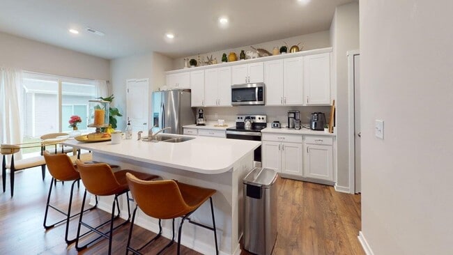 3210 NW Linwood Ln in Ankeny, IA - Building Photo - Building Photo