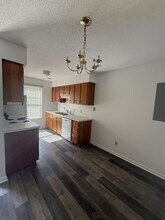 203 S Lincoln St in Benson, NC - Foto de edificio - Building Photo