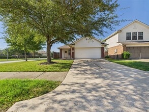 3318 Field Manor Ln in Houston, TX - Building Photo - Building Photo
