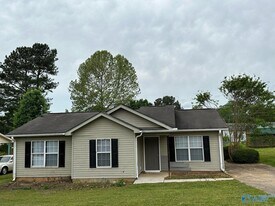 6117 Melrose Rd NW in Huntsville, AL - Building Photo