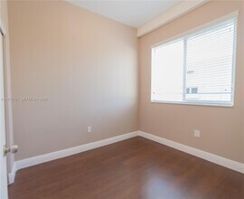 1469 SW 5th St in Miami, FL - Building Photo - Building Photo