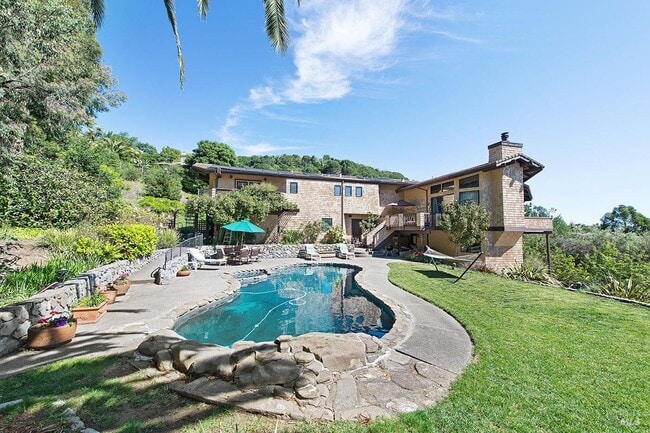 property at 165 Main Dr