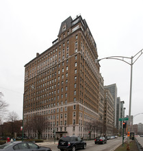 3500 N Lake Shore Dr in Chicago, IL - Building Photo - Building Photo