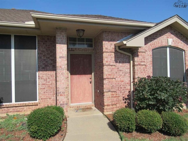 5420 Long Leaf Dr in Wichita Falls, TX - Foto de edificio - Building Photo