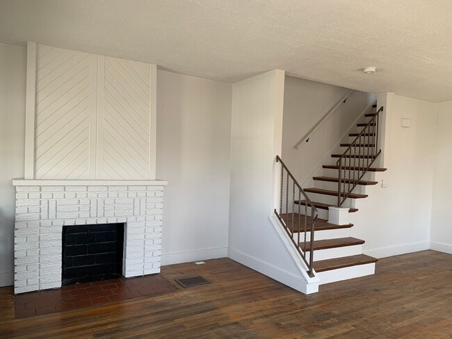 property at 271-273-273 W 2nd St