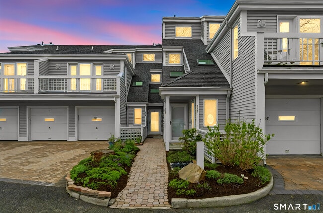 216 Breakers Ln in Stratford, CT - Building Photo - Building Photo