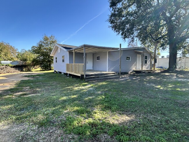 220 Russell St in Long Beach, MS - Building Photo - Building Photo