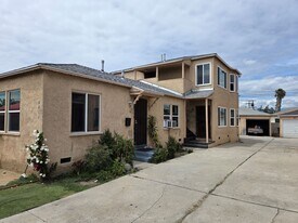 152 E 103rd St, Unit 154 in Los Angeles, CA - Building Photo
