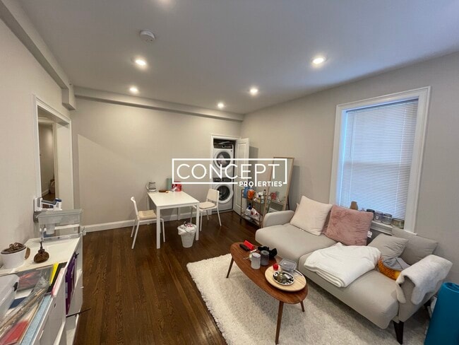 property at 2017 Commonwealth Ave