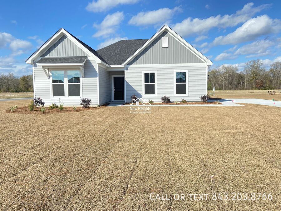 162 W Meadow Dr in Ridgeville, SC - Building Photo