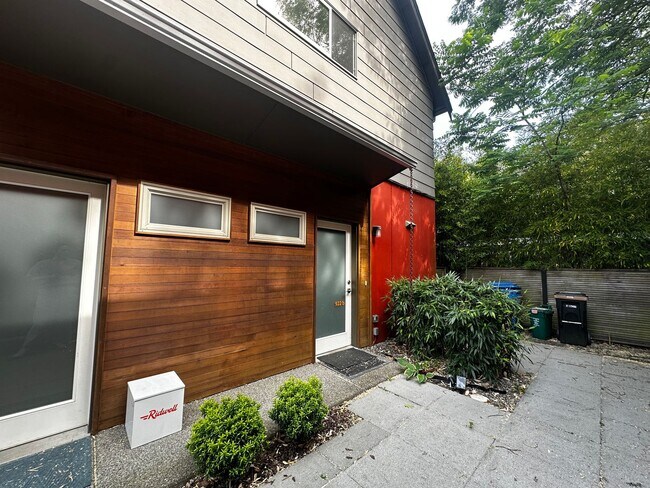 922 26th Ave S in Seattle, WA - Building Photo - Building Photo