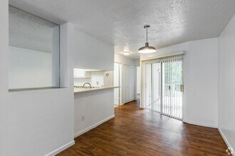 5207 SW 21st Pl in Ocala, FL - Building Photo - Building Photo