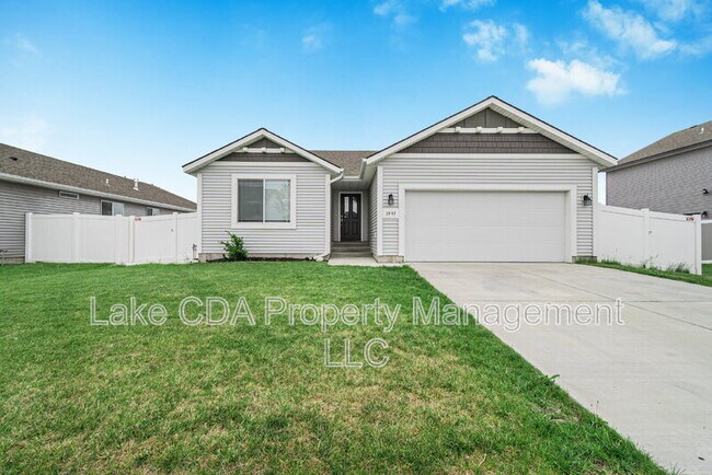 3995 W Belgrave Wy in Hayden, ID - Building Photo - Building Photo
