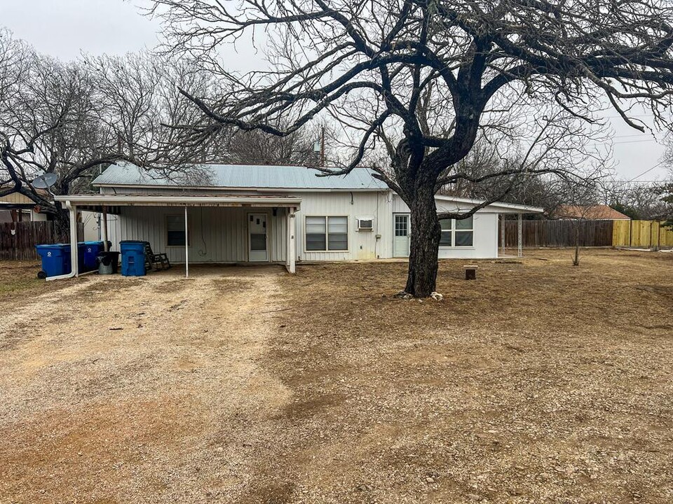 610 Guadalupe St in Kerrville, TX - Building Photo