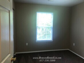 110 Humanity Ln in Branson, MO - Building Photo - Building Photo