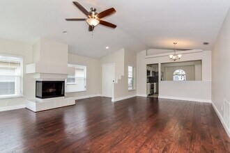 538 Beth Ann St in Valrico, FL - Foto de edificio - Building Photo