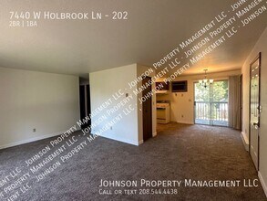 7440 W Holbrook Ln in Boise, ID - Building Photo - Building Photo