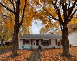 1051 Curdes Ave in Fort Wayne, IN - Building Photo