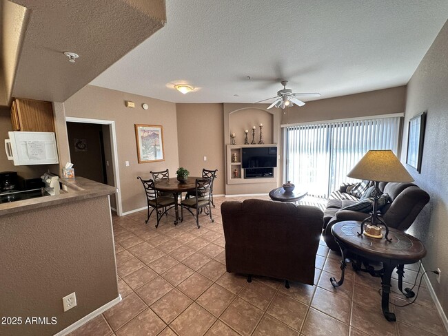 10401 N Saguaro Blvd in Fountain Hills, AZ - Building Photo - Building Photo