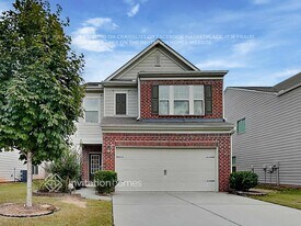 352 Hardy Ives Ln in Lawrenceville, GA - Building Photo