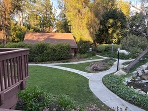 7120 Carlson Cir, Unit 290 in Canoga Park, CA - Building Photo - Building Photo