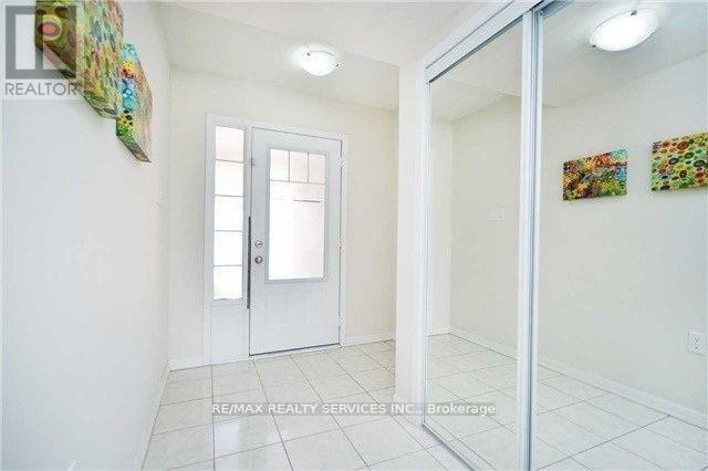 49 Mercedes Rd in Brampton, ON - Building Photo - Building Photo