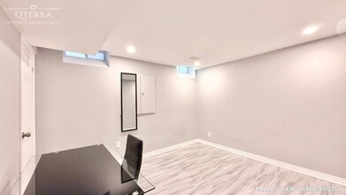 59 Trumpeter St in Toronto, ON - Building Photo - Building Photo
