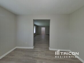 10769 High Ridge Rd in Jacksonville, FL - Building Photo - Building Photo