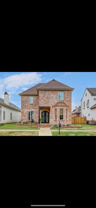 505 N Montauban Dr in Lafayette, LA - Building Photo