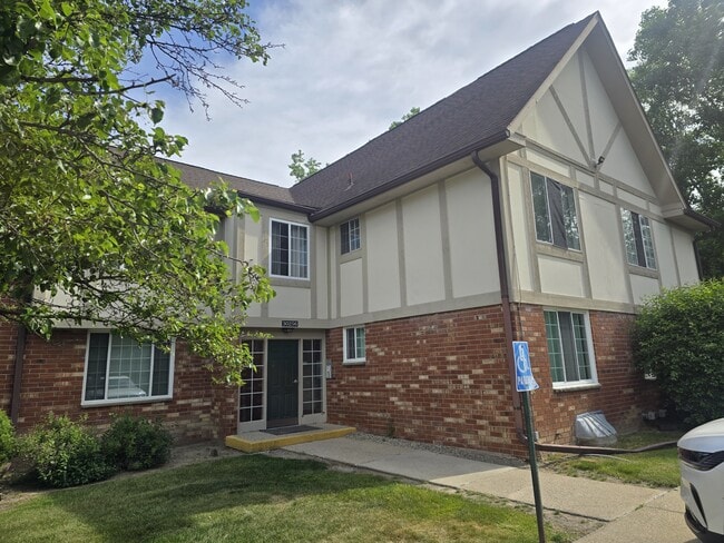 property at 30256 Southfield Rd