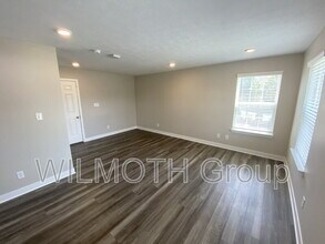 7259 Barker St in Carmel, IN - Building Photo - Building Photo