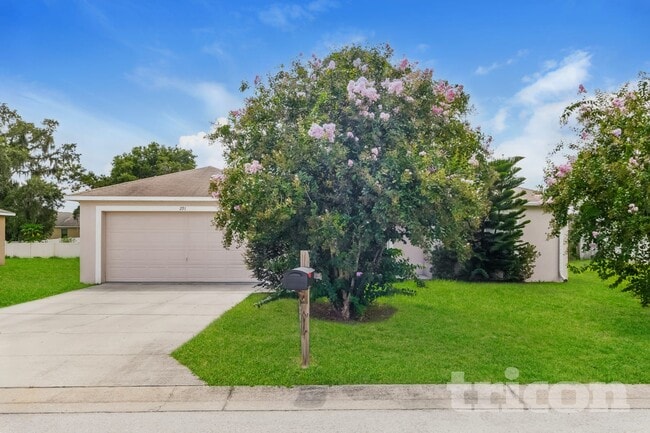 property at 291 Lake Eloise Pointe Blvd