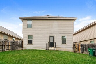 6118 Pow Wow Dr in San Antonio, TX - Building Photo - Building Photo