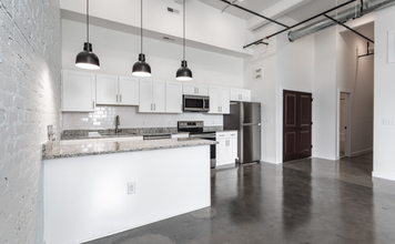 410 Wellons St in Suffolk, VA - Building Photo - Building Photo