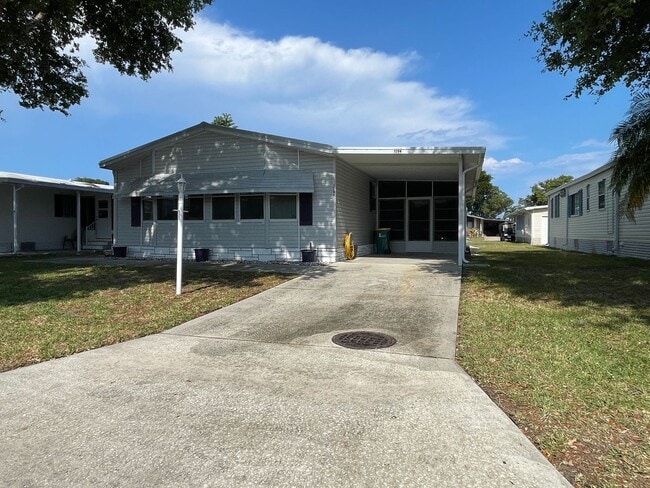 1204 Calusa Dr in Sebastian, FL - Building Photo - Building Photo