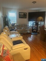 382-386-386 Highland Ave in Kearny, NJ - Building Photo