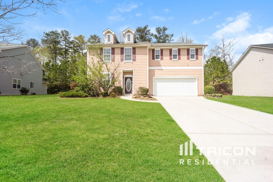 6625 Waterton Ave SW in Atlanta, GA - Building Photo
