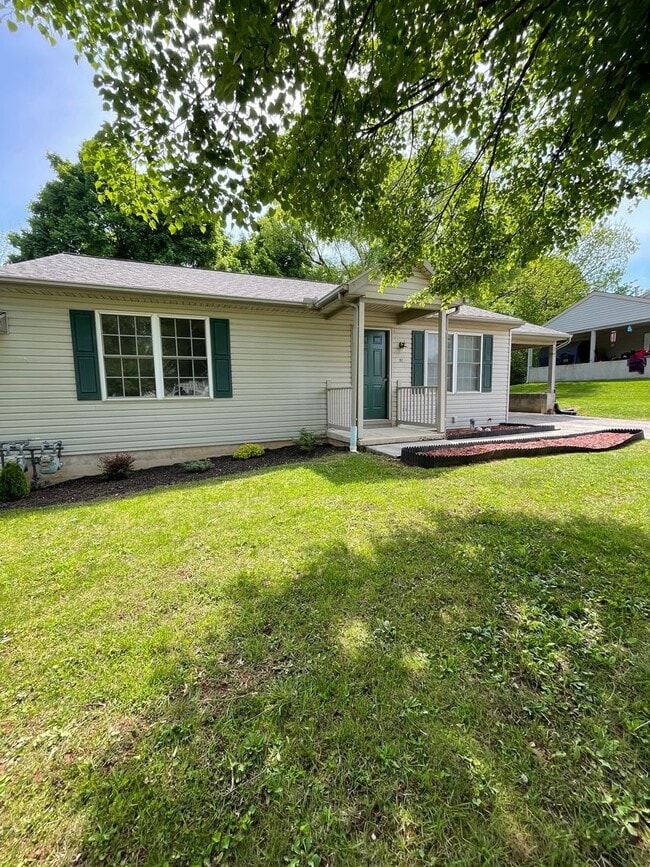 51 N Poplar Ct